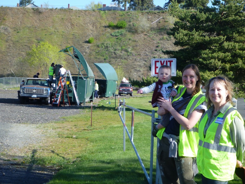 Volunteers helping direct traffic during the 2015 spring cleanup